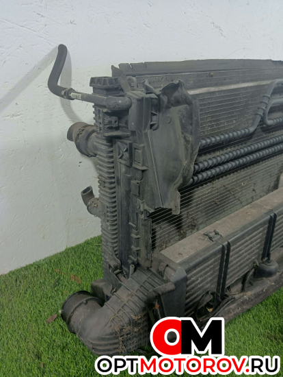 Кассета радиаторов  Mercedes-Benz C-Класс W204/S204 2010 A2045000493 #5 Кассета радиаторов  Mercedes-Benz C-Класс W204/S204 2010 A2045000493 #5