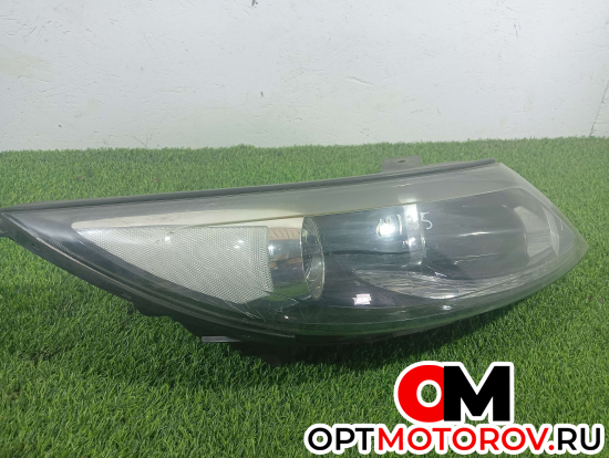 Фара правая  Kia Sportage 3 поколение 2012 921023U270 #1