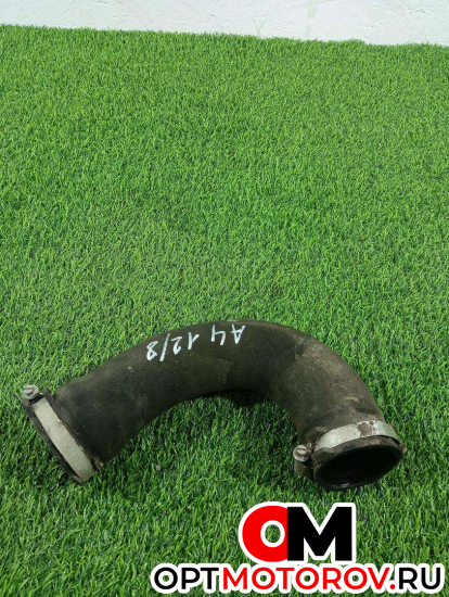 Патрубок интеркулера  Audi A4 B8/8K 2009 8K0145709H #1