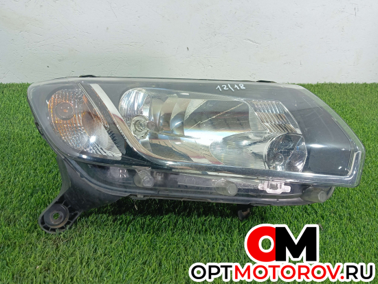 Фара правая  Renault Sandero Stepway 2 поколение 2014 260102523R #1
