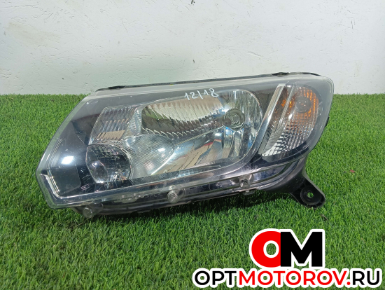 Фара левая  Renault Sandero Stepway 2 поколение 2014 260604111R #1