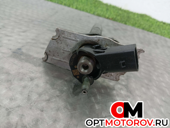 Форсунка топливная  Audi A4 B8/8K 2010 03L130277 #4