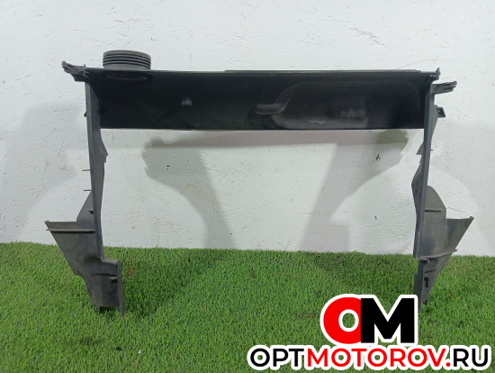Воздухозаборник  Renault Megane 3 поколение 2010 214766469R,214940005R,214990005R #3