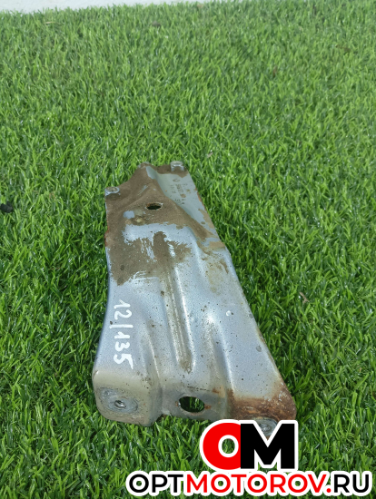 Кронштейн крепления крыла переднего левого  Volkswagen Golf 6 поколение 2009 5K6821136A #1
