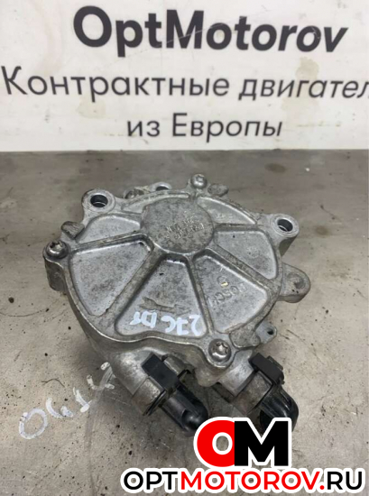 Вакуумный насос  Land Rover Discovery 3 поколение 2008 4R8Q2A451AF          #1