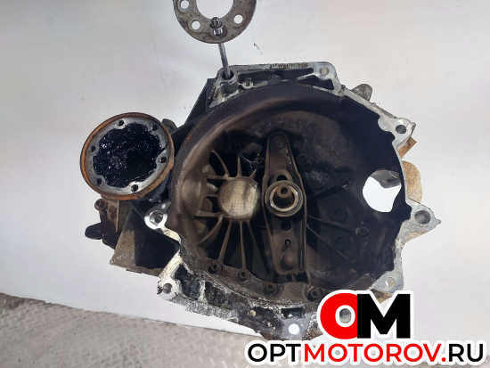 КПП механическая (МКПП) Volkswagen Golf 5 поколение 2005 HHN #1 КПП механическая (МКПП) Volkswagen Golf 5 поколение 2005 HHN #1