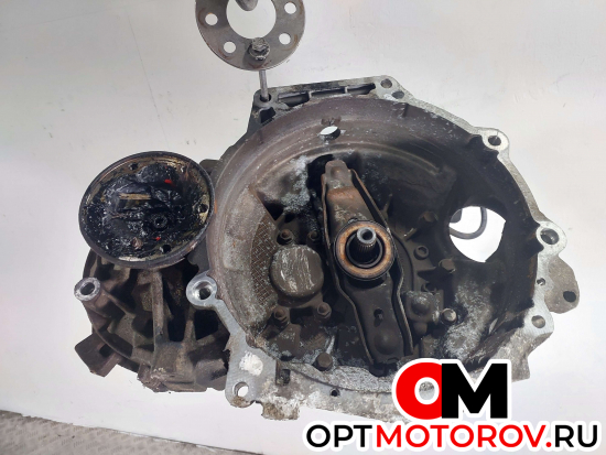 КПП механическая (МКПП) SEAT Toledo 3 поколение 2005 GQQ #1 КПП механическая (МКПП) SEAT Toledo 3 поколение 2005 GQQ #1