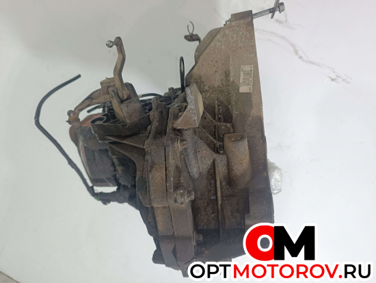 КПП механическая (МКПП) Nissan Qashqai 1 поколение 2006 JR5132, 8200367222, CEJRQS2GST #5 КПП механическая (МКПП) Nissan Qashqai 1 поколение 2006 JR5132, 8200367222, CEJRQS2GST #5